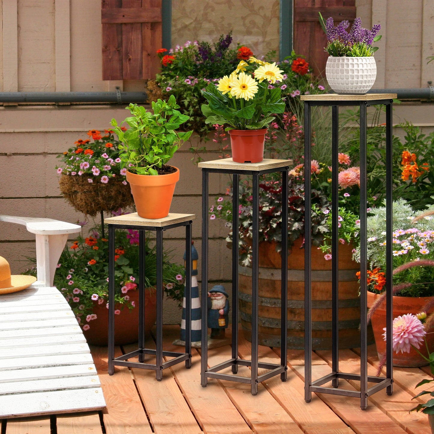 Outsunny 3-delige set stapelbare, ruimtebesparende plantenstandaards, 21 cm x 21 cm x 50/70/90 cm, staal, bruin + zwart